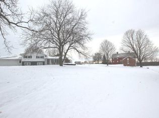 2623 W Fairview Rd, Freeport, IL 61032