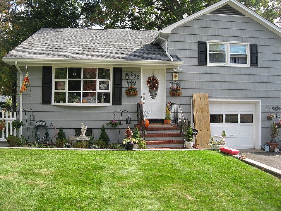 1st image of 292 Magnolia Ave