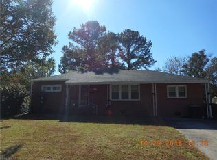 125 Kerlin Rd, Newport News, VA 23601