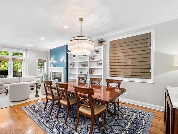3rd image of 2733 N Southport Ave #1