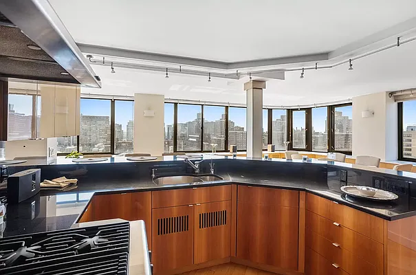Rented by JSG Realty Corp | media 13