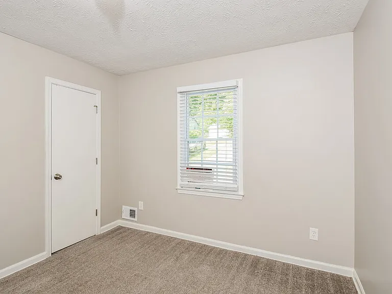 1471 Daniel Ln — Photo 14