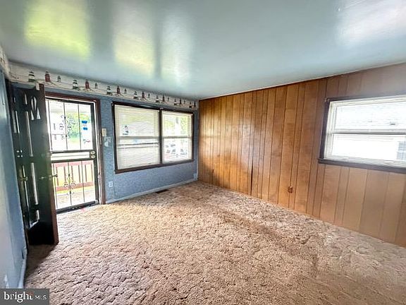 2nd image of 13103 6th St