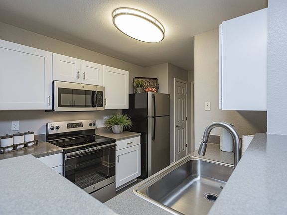 Spacious Kitchen