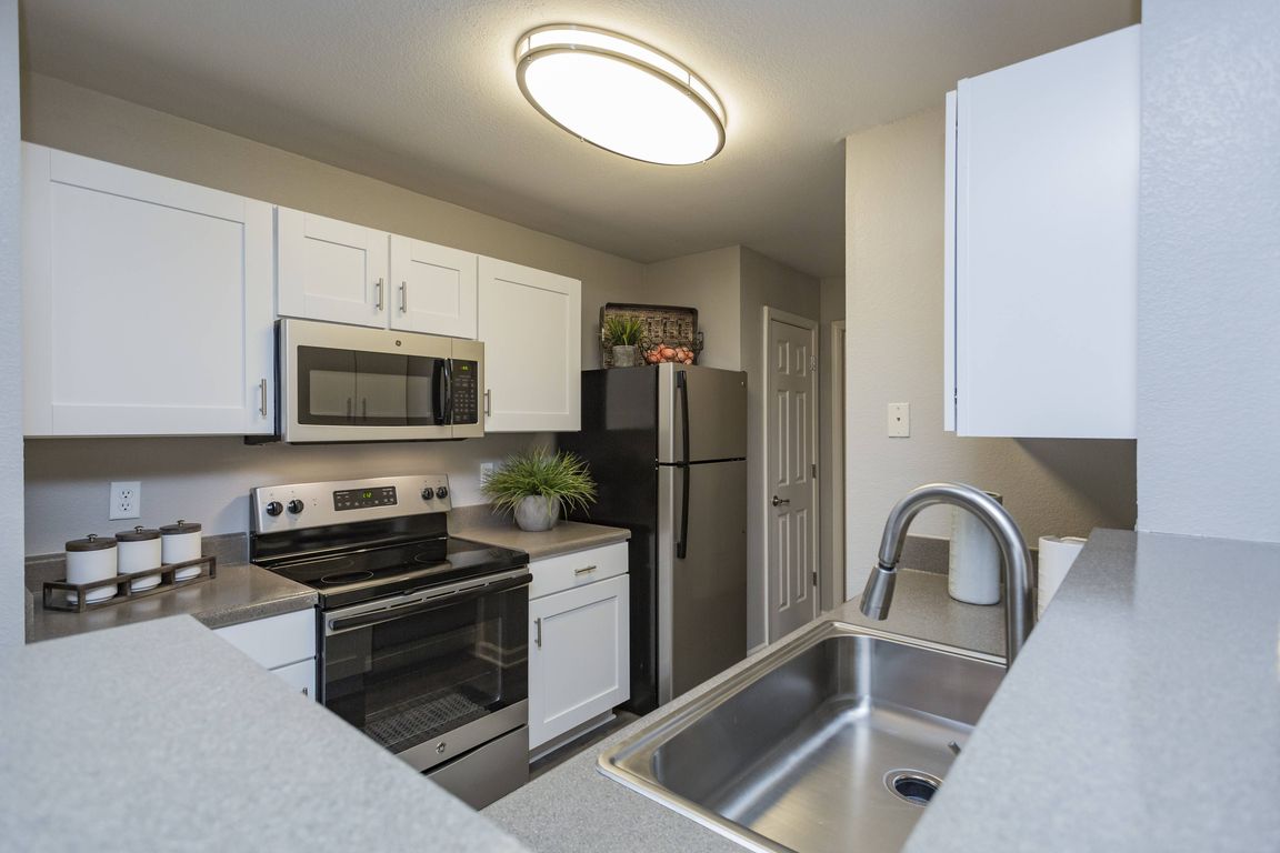 Spacious Kitchen