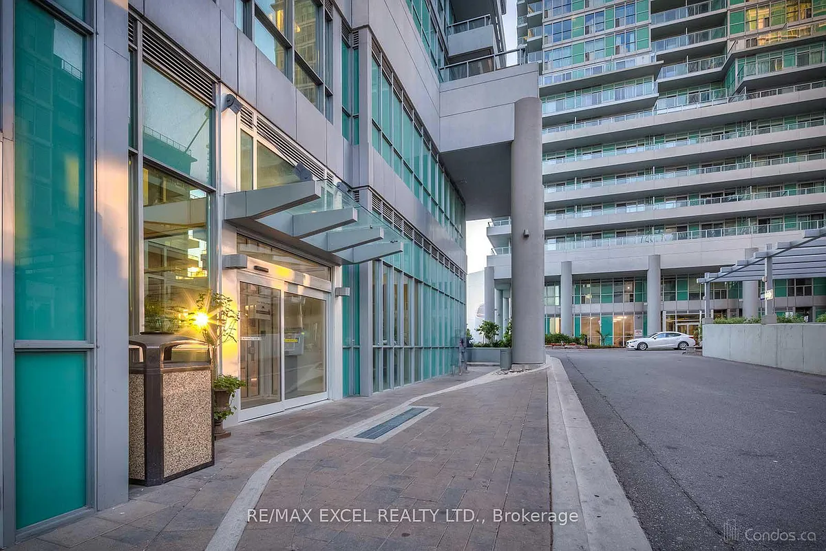 Building Photo - 50 Town Centre Ct #1009