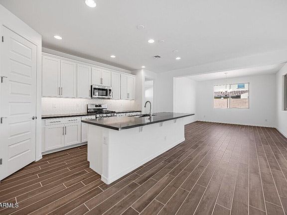 5th image of 16766 W YUCATAN Drive