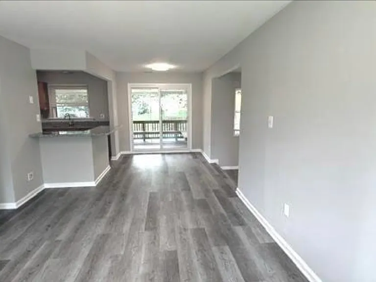 1803 Anderson Rd — Photo 8