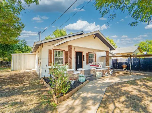 206 E 2nd St, Breckenridge, TX 76424