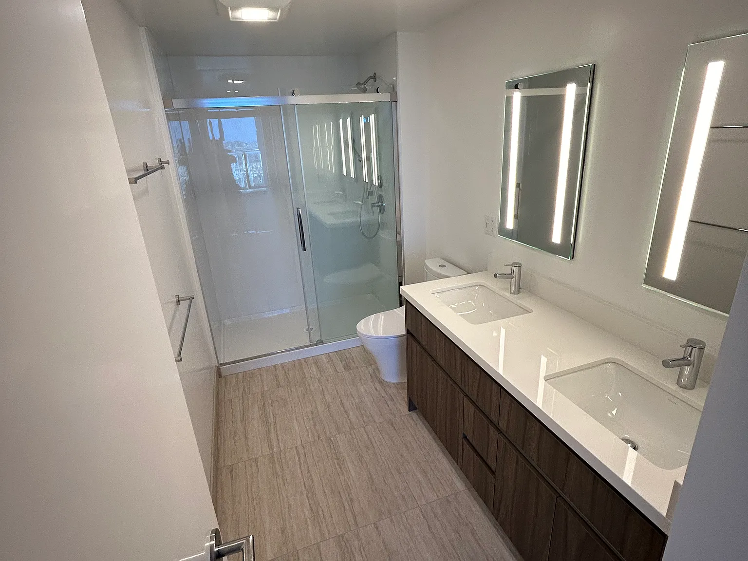 2 bed, 1162 sqft, $4,725 — Photo 4