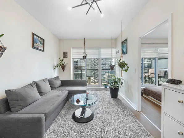 39 Annie Craig Dr #1502, Toronto, ON M8V 0H1