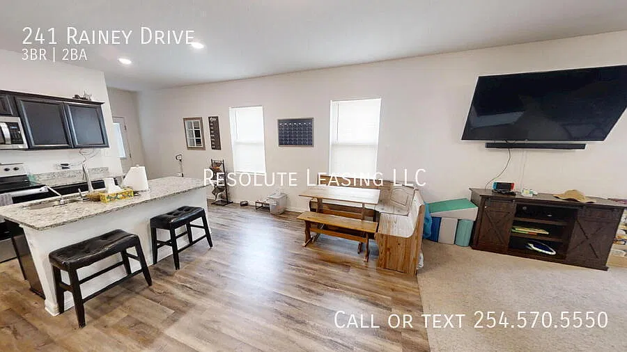 "Charming 3-Bedroom Home with Granite Touches at 241 Rainey Drive, Jarrell!" — Photo 4