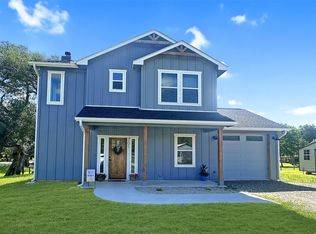 701 S Hudson St S, Flatonia, TX 78941