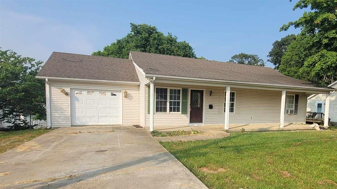 702 E Locust St, Scottsville, KY 42164 MLS RA20232794 Zillow