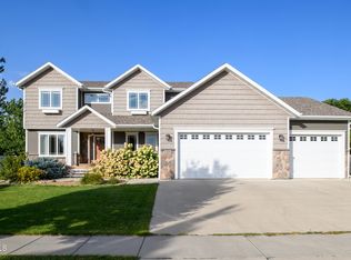 1405 Eagle Crest Loop, Bismarck, ND 58503