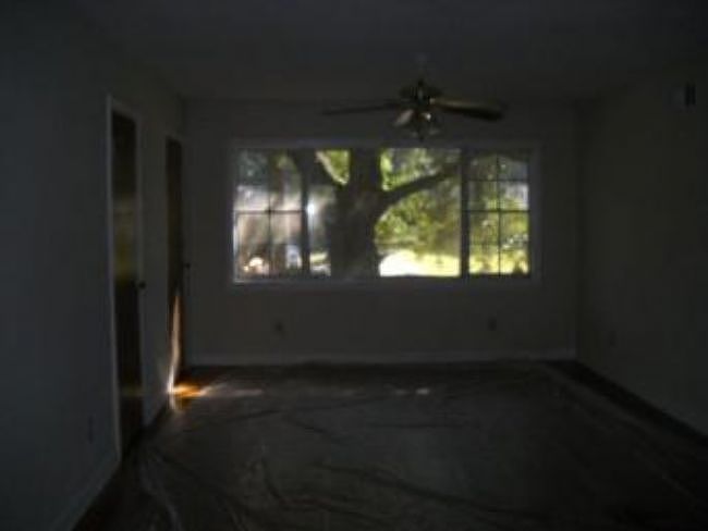 2nd image of 1506-B Flowers Dr