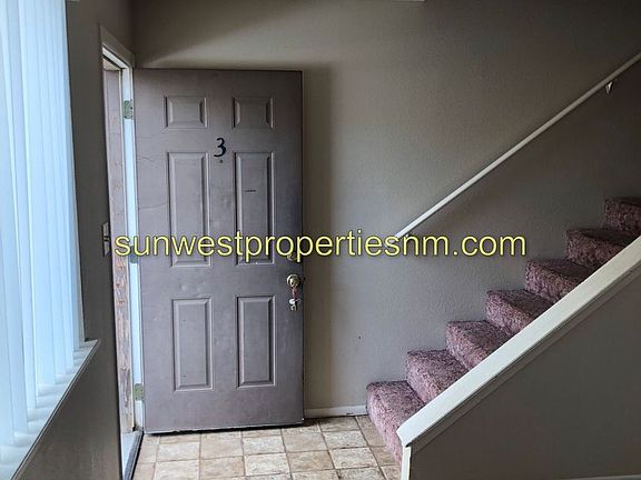 4th image of 2701 E Cliffside Dr APT 3