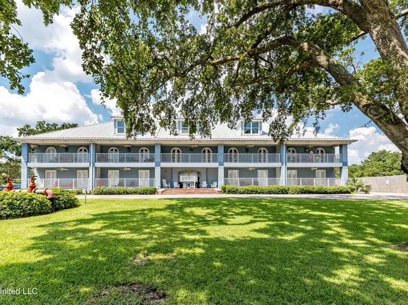 1282 Beach Blvd APT 114, Biloxi, MS 39530