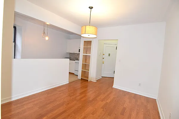 Rented by Manhattan Spaces | media 9