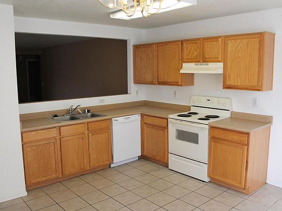 2nd image of 2436 E Peach Tree Dr