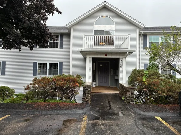 2 Crestview Dr APT 51, Spencer, MA 01562