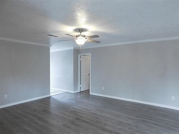 5th image of 15415 Markwood Ct