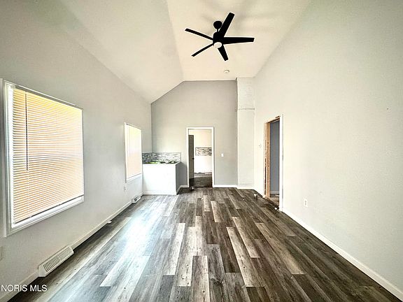 5th image of 851 Avondale Ave