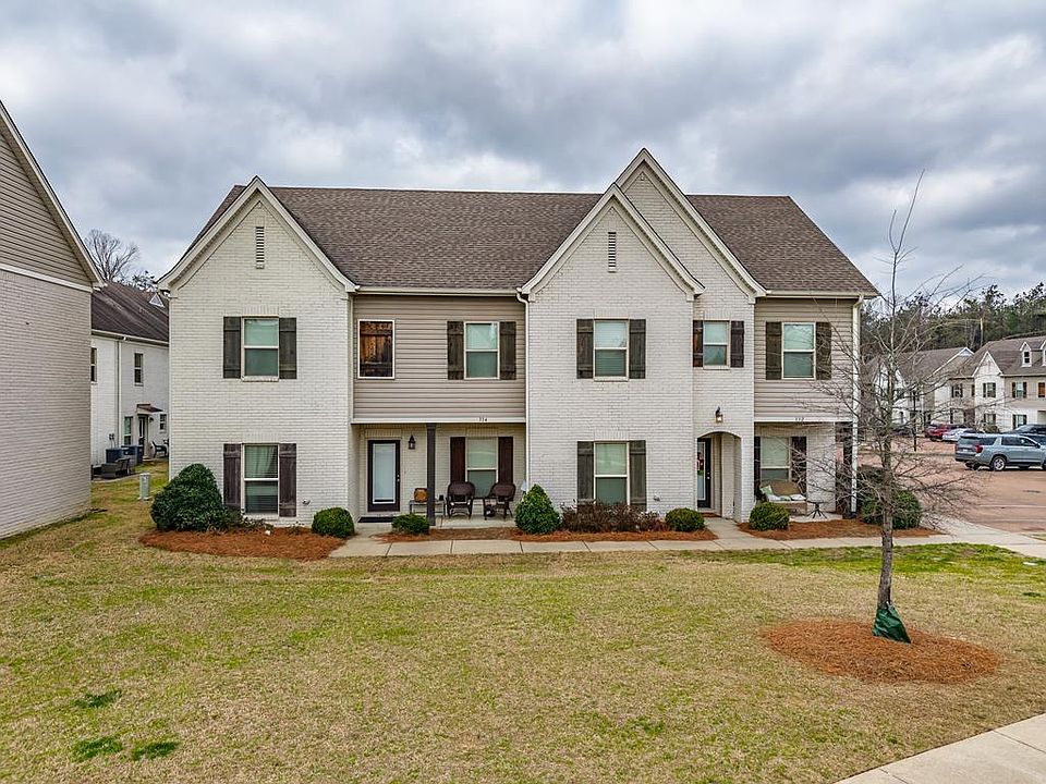 1st image of 332 Paul T Cir
