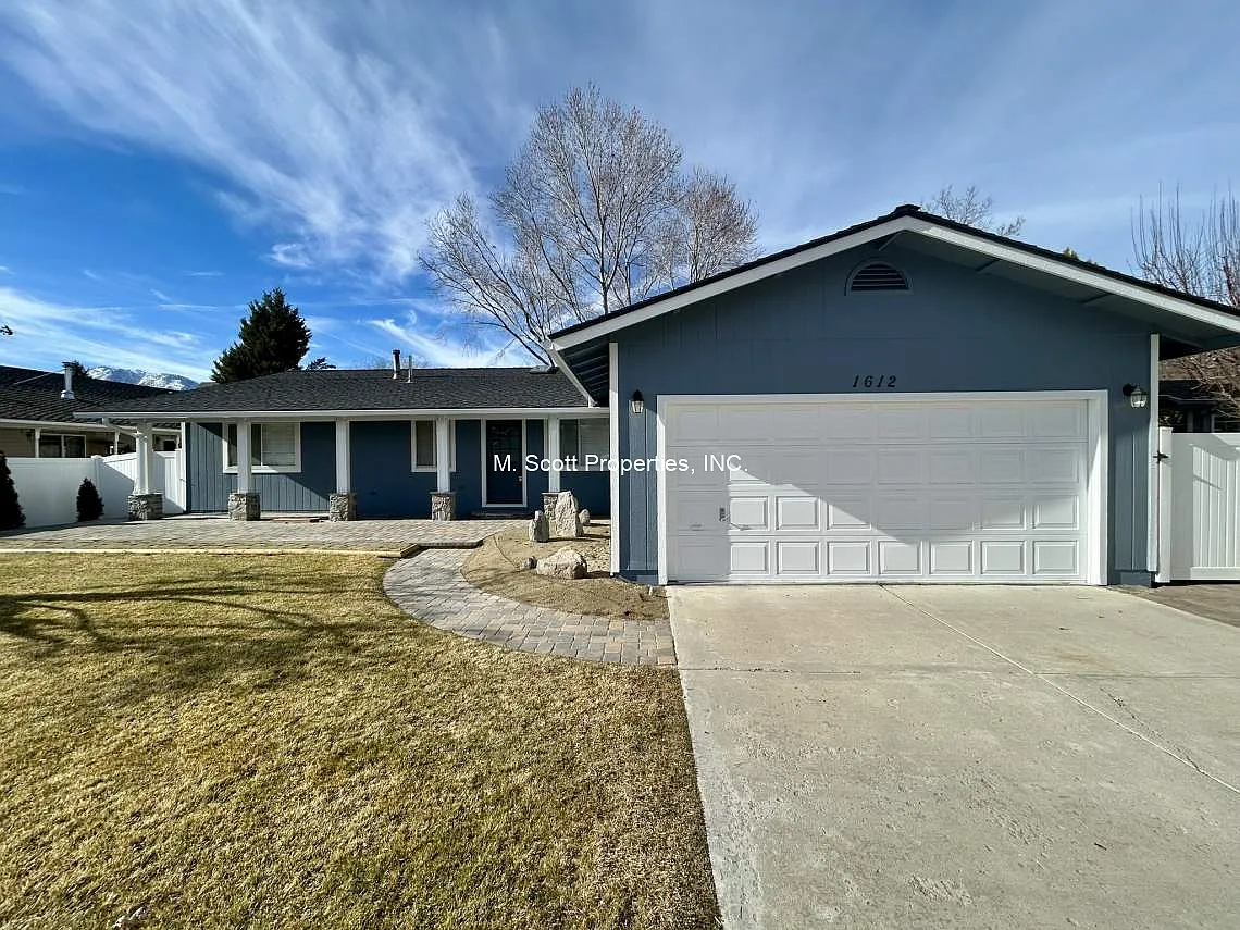 1612 Olua St photo 1