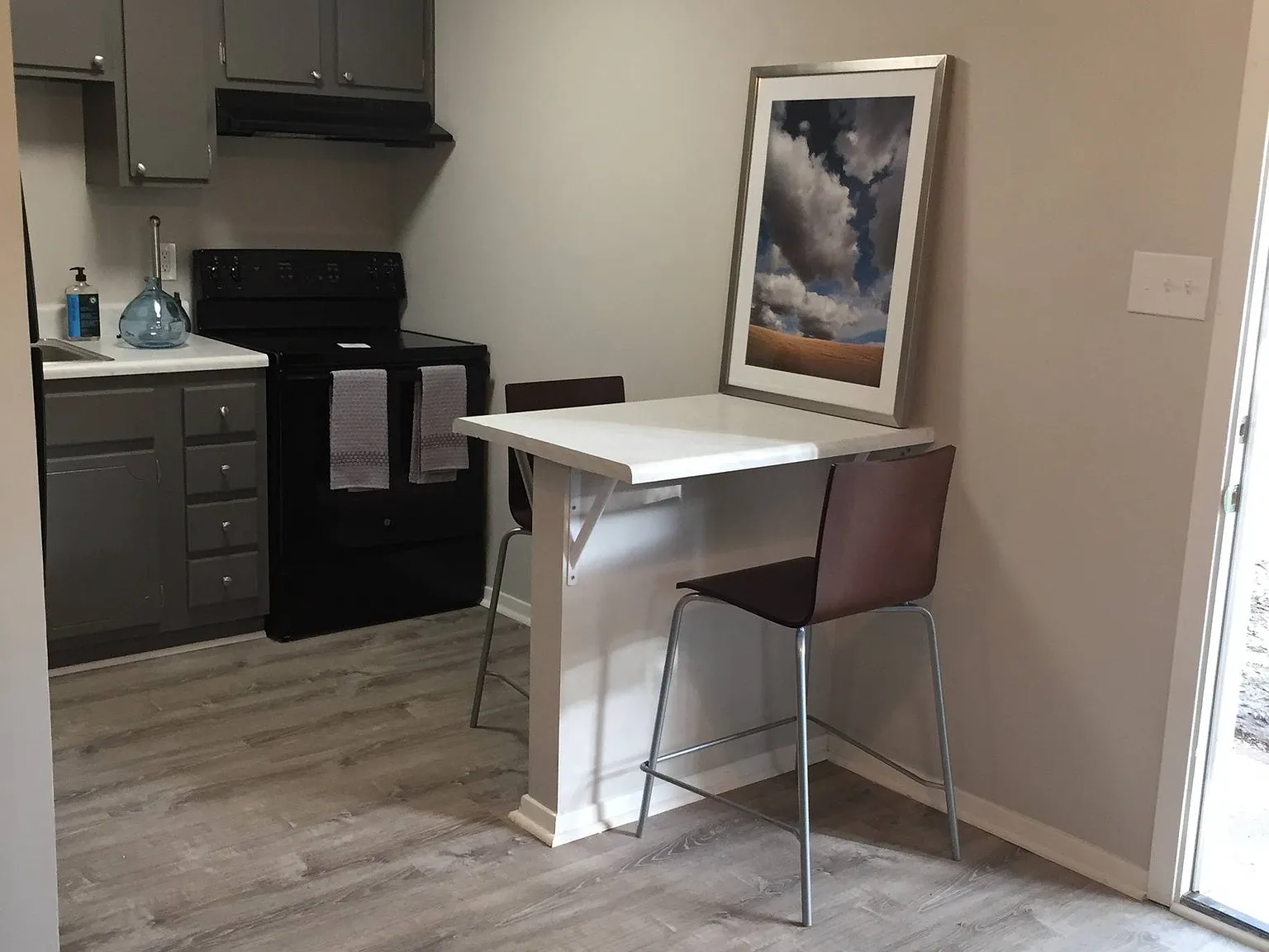 Hillcrest Commons Apartments — Photo 4