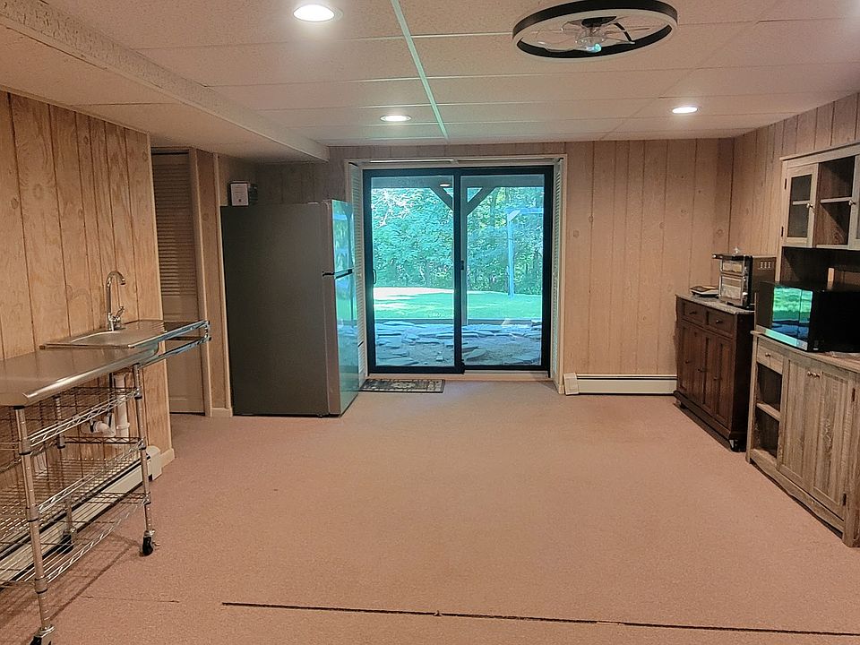 Kitchenette and entrance from yard.