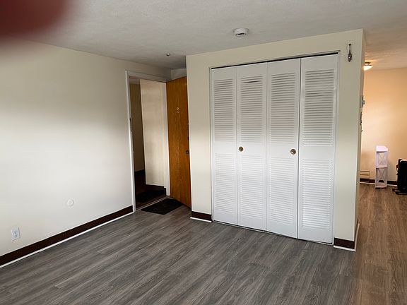 5th image of 108 Broadway APT 1