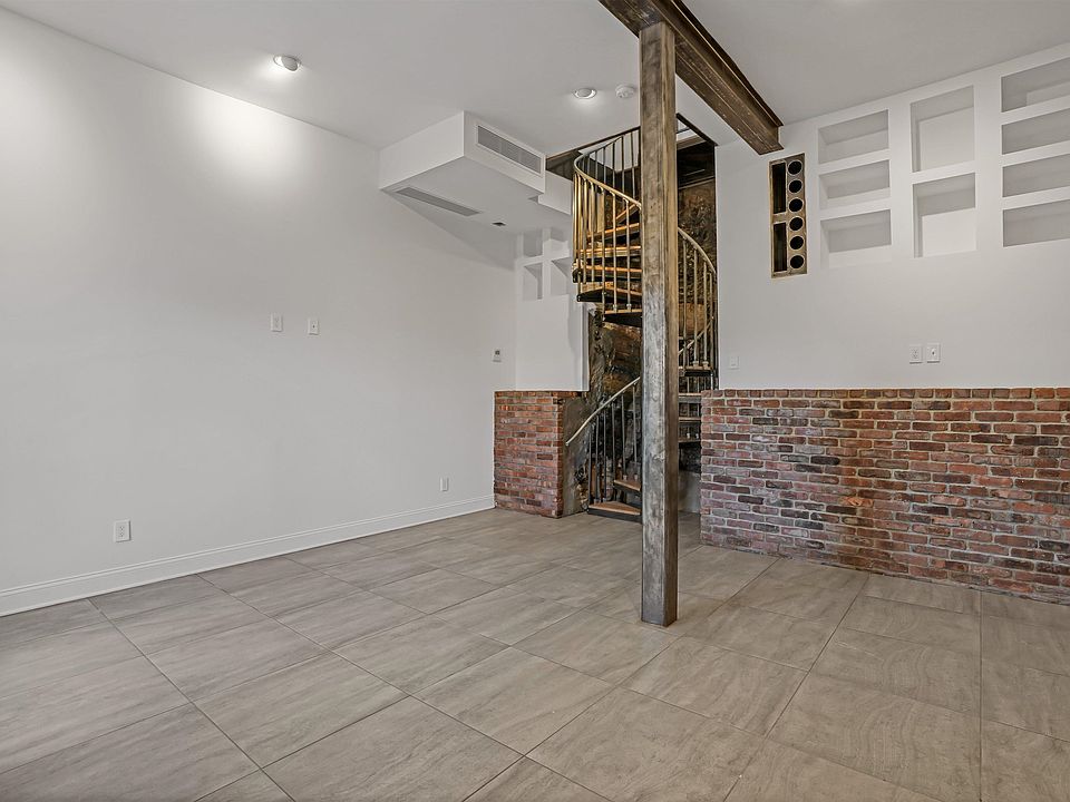 9009 Riverside Pl North Bergen NJ Zillow