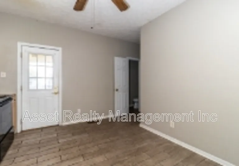 934 Ohio Ave — Photo 15
