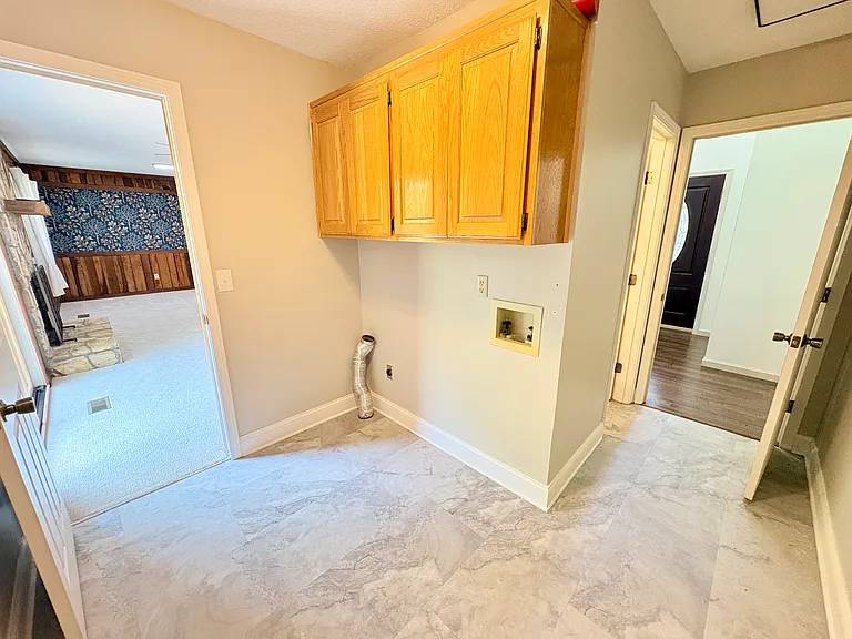 105 Shaftsbury Rd — Photo 34
