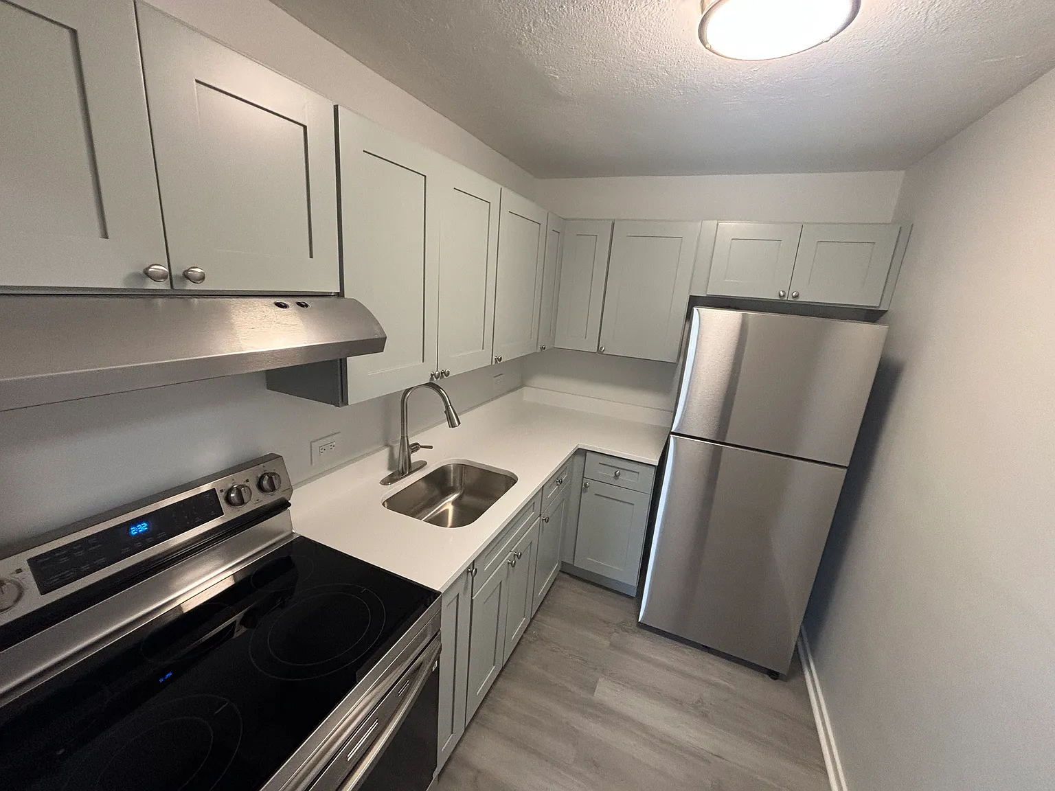 1 bed, 750 sqft, $1,595 — Photo 2