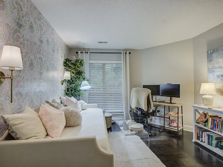 2506 Cranbrook Ln #1 — Photo 29