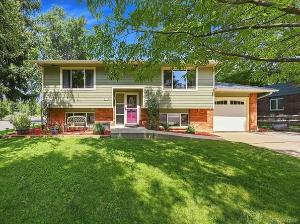 1524 Chapman Lane, Longmont, CO 80501