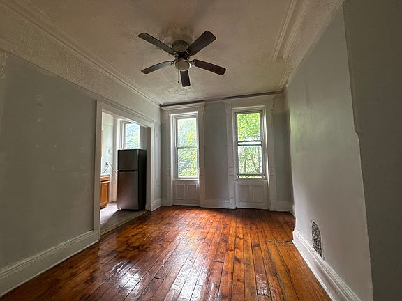2nd image of 835 Greene Ave APT 3
