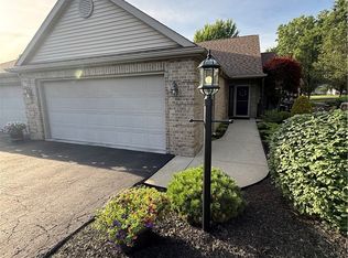 210 Abbey Rd, New Castle, PA 16105