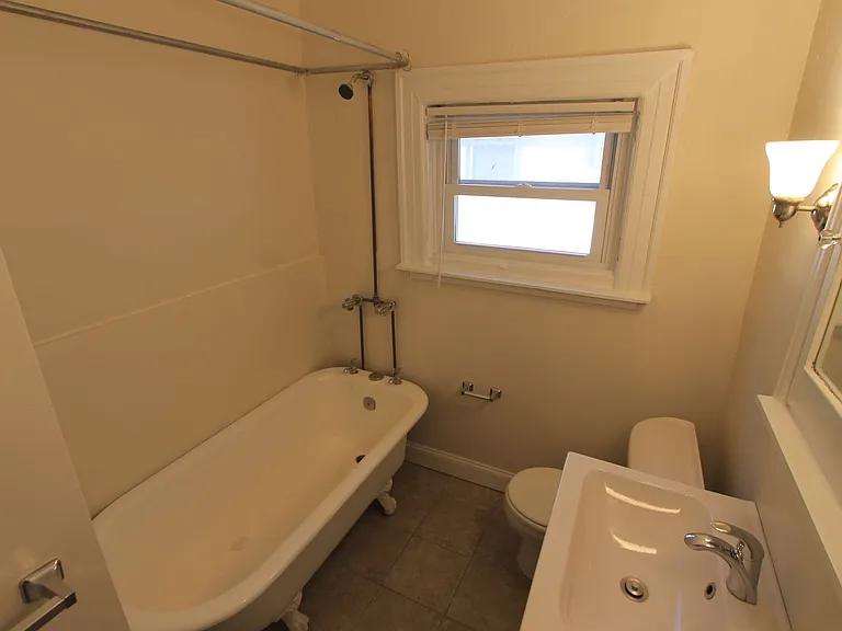 6810 Quincy St — Photo 22