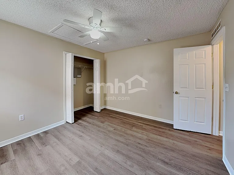 7187 Rutland Ct — Photo 17