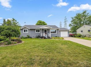 3154 Coventry Dr, Bay City, MI