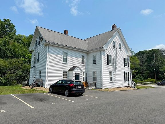 5th image of 261 Plymouth St