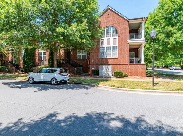 120 Steinbeck Way #H, Mooresville, NC 28115