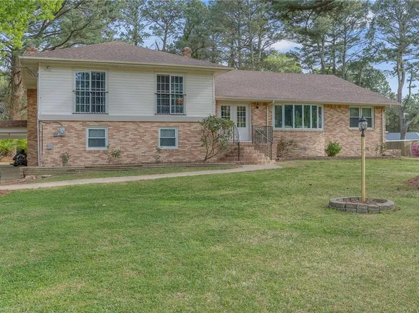 5021 Madeira Rd, Virginia Beach, VA 23455