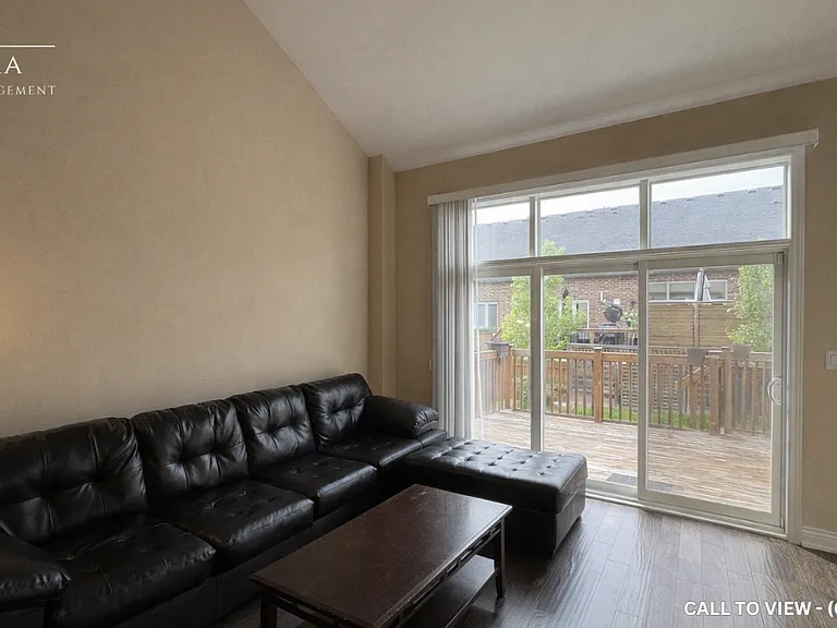 7607 Green Vista Gate — Photo 6