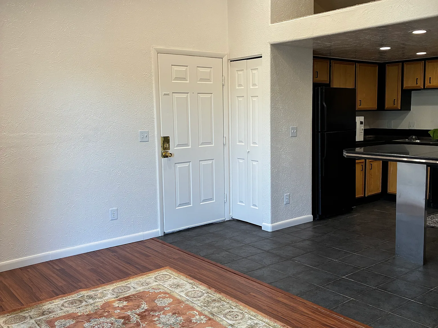 2 bed, 725 sqft, $1,500 — Photo 3