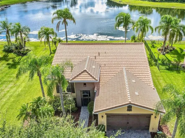 3811 Golden Knot Dr, Kissimmee, FL 34746