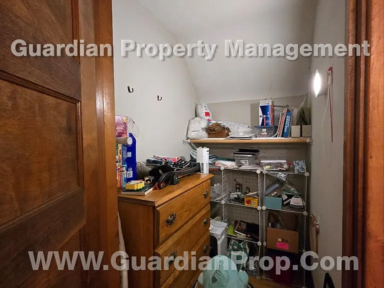 817 Stryker Ave — Photo 15
